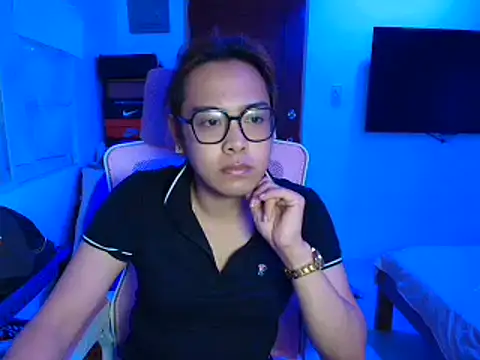 Snapshot of Your_PrettyGirlxxx chatting on February 18, 11:17 am Your PrettyGirlxxx online show from February 18, 11:17 am