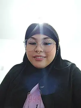 Snapshot of Hana___ chatting on April 25, 11:13 pm Hana online show from April 25, 11:13 pm