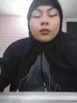 Snapshot of Hana___ chatting on April 27, 8:51 pm Hana online show from April 27, 8:51 pm