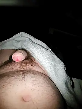 Snapshot of thefox92 chatting on December 15, 1:24 am thefox92 online show from December 15, 1:24 am