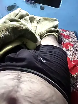 Snapshot of witchhunter1 chatting on December 5, 6:22 pm witchhunter1 online show from December 5, 6:22 pm