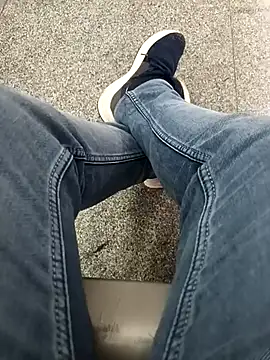 Snapshot of witchhunter1 chatting on March 8, 9:28 am witchhunter1 online show from March 8, 9:28 am