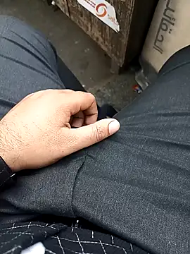 Snapshot of witchhunter1 chatting on October 15, 1:06 am witchhunter1 online show from October 15, 1:06 am