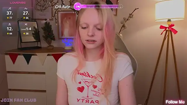 Snapshot of evangel1ne chatting on January 1, 9:31 pm evangel1ne online show from January 1, 9:31 pm