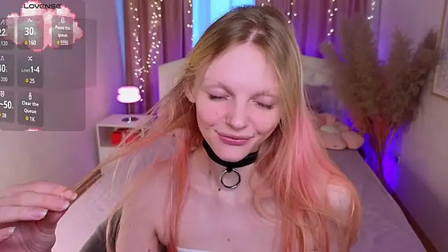 Snapshot of evangel1ne chatting on January 31, 9:48 am evangel1ne online show from January 31, 9:48 am