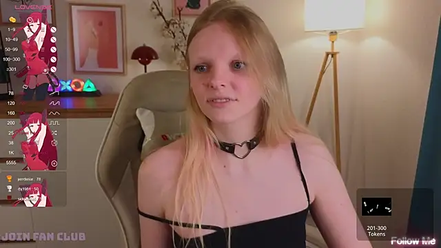 Snapshot of evangel1ne chatting on September 18, 9:28 pm evangel1ne online show from September 18, 9:28 pm