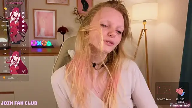 Snapshot of evangel1ne chatting on September 28, 9:31 pm evangel1ne online show from September 28, 9:31 pm