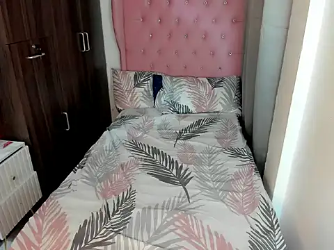 Snapshot of Arkangelxx chatting on January 14, 6:28 pm Arkangelxx online show from January 14, 6:28 pm