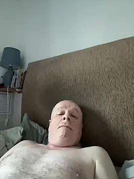 locallad88 online show from January 3, 8:54 am