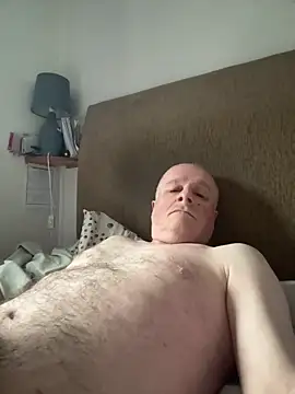 locallad88 online show from February 8, 9:24 am