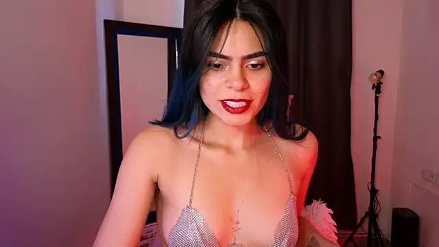 Snapshot of sexyladyy_ chatting on October 10, 10:42 pm sexyladyy online show from October 10, 10:42 pm
