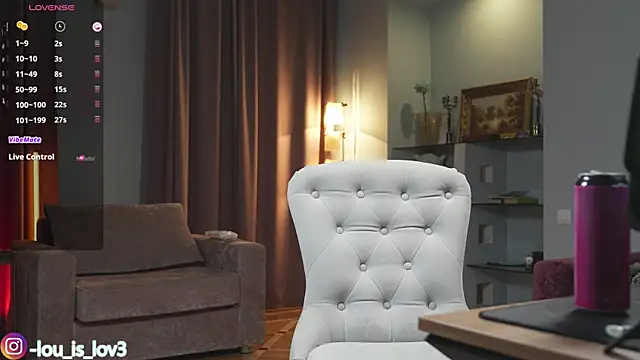 Snapshot of Louis_Karlos chatting on October 4, 4:10 am Louis Karlos online show from October 4, 4:10 am