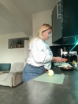 Aneri online show from April 21, 6:41 am