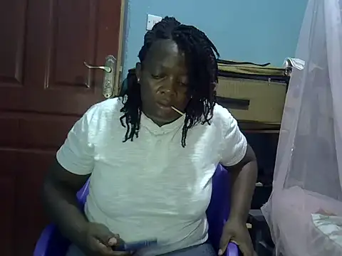 Snapshot of Ebonyceline chatting on May 27, 7:00 pm Ebonyceline online show from May 27, 7:00 pm