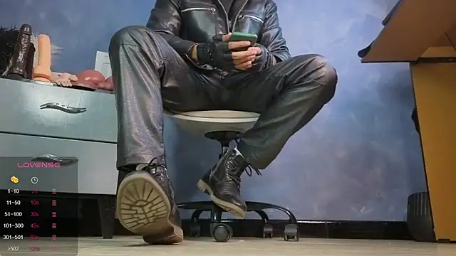 TomLover 12 online show from February 5, 1:21 am