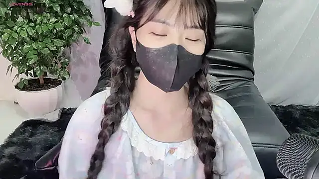 Mya Lee online show from December 1, 10:43 pm