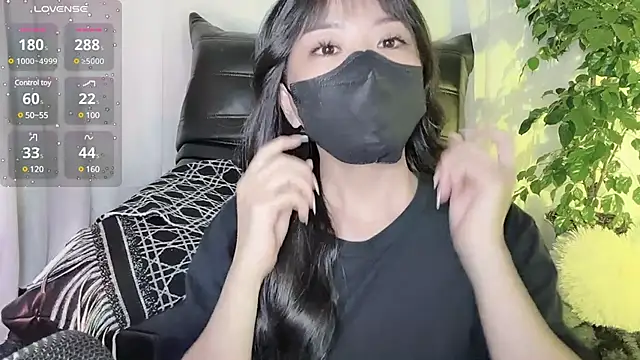 Mya Lee online show from January 3, 3:12 pm