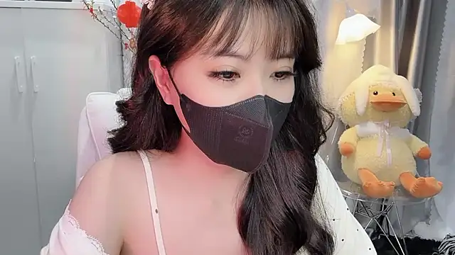 Mya Lee online show from January 24, 4:17 pm