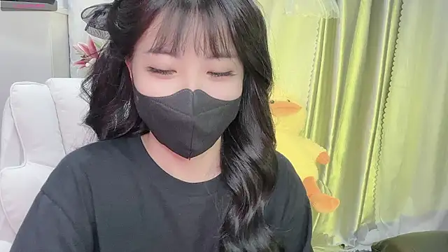 Mya Lee online show from February 16, 4:53 pm