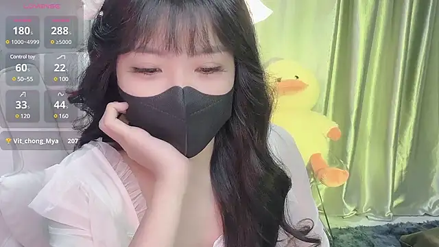 Mya Lee online show from February 18, 4:37 pm