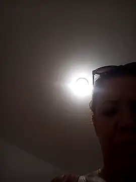 CASADASIGILO2 online show from February 17, 4:46 pm