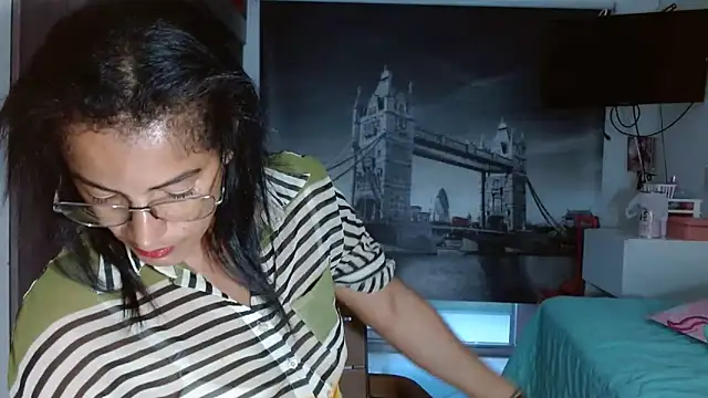 kateleyagrey online show from January 24, 10:51 pm