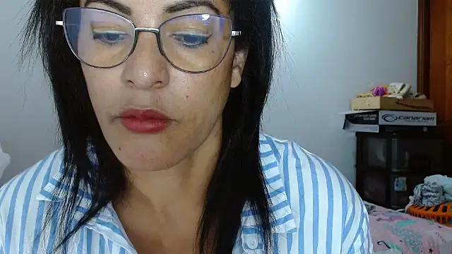 kateleyagrey online show from March 14, 12:40 pm