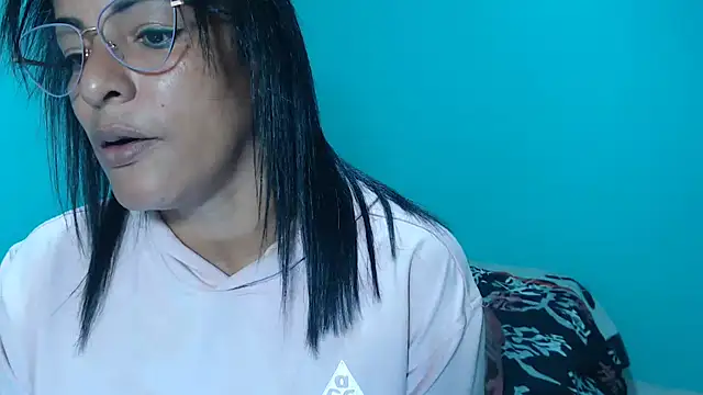 kateleyagrey online show from January 17, 10:35 pm