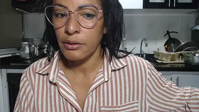 kateleyagrey online show from March 12, 10:54 am