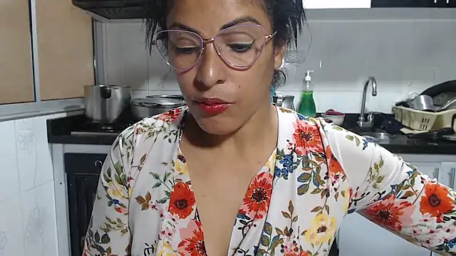 kateleyagrey online show from March 27, 6:51 pm