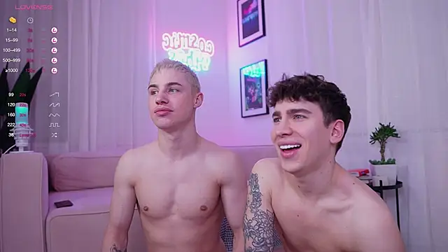 Evan  White  online show from February 9, 4:50 pm