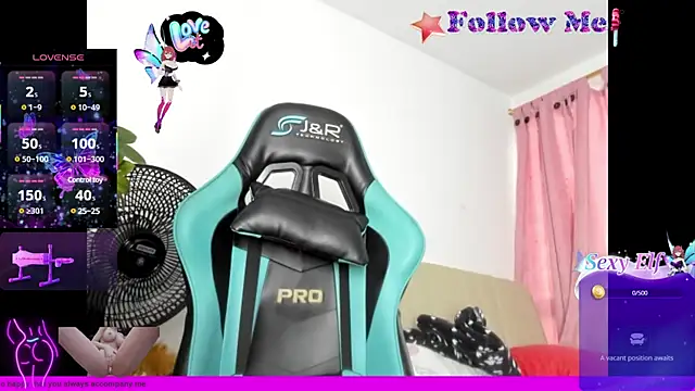 Hot Brunette34 online show from January 17, 10:45 pm