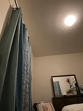 ClumsyLink online show from November 5, 8:36 am