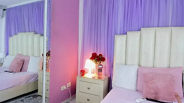 lulumars online show from December 20, 8:06 am