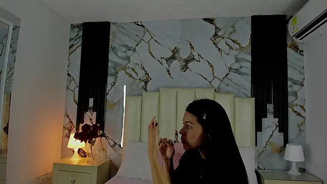 lulumars online show from February 14, 4:04 am