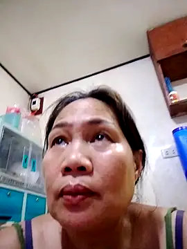 Snapshot of Sofiafuckbabes chatting on December 20, 10:27 am Sofiafuckbabes online show from December 20, 10:27 am