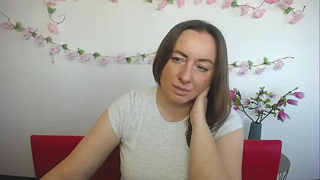 Abby Taylorr online show from September 19, 6:26 am