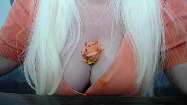 BlondyLeeBest online show from February 16, 10:32 pm