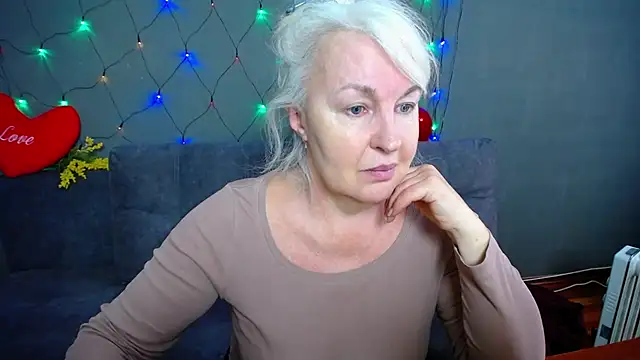 BlondyLeeBest online show from February 11, 12:54 pm