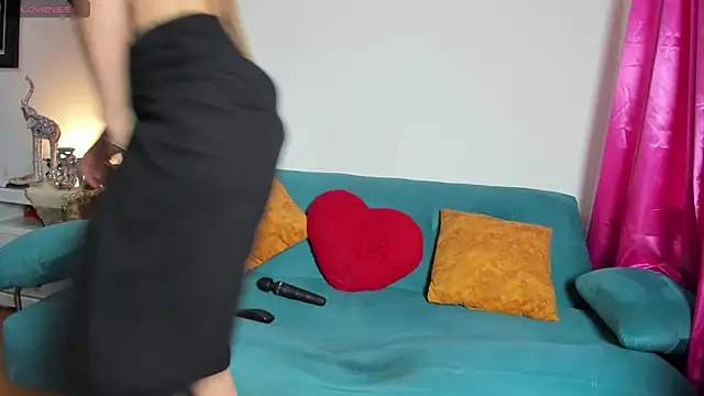 Victoria Jonness online show from April 9, 7:41 pm