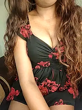 Indian-Squirt online show from February 12, 12:01 pm