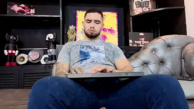 matteosantos online show from September 10, 11:43 am