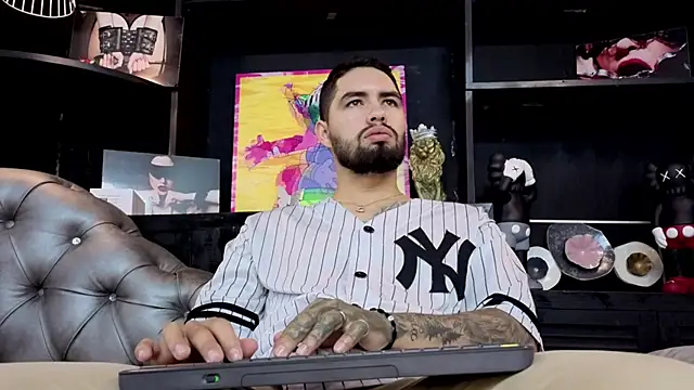 matteosantos online show from September 27, 11:37 am