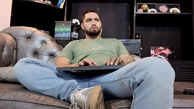 matteosantos online show from April 10, 12:10 pm