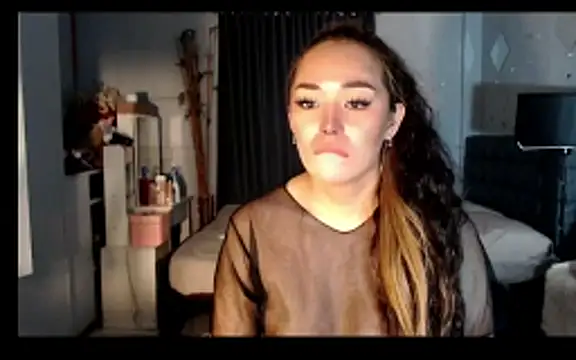 DivaMooree online show from April 29, 2:59 am