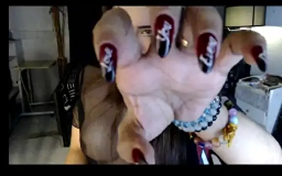 Snapshot of DivaMooree chatting on June 12, 3:38 am DivaMooree online show from June 12, 3:38 am