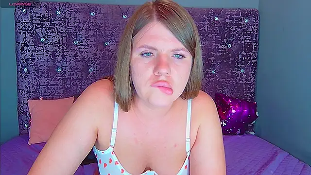 NoraBigAss online show from February 13, 7:45 am