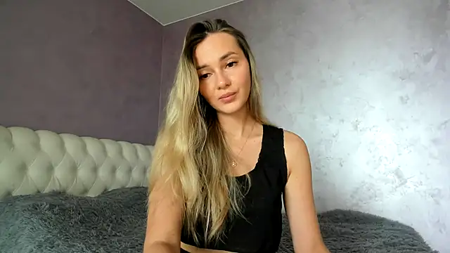 Snapshot of _DarkRose_ chatting on May 13, 12:35 pm DarkRose online show from May 13, 12:35 pm