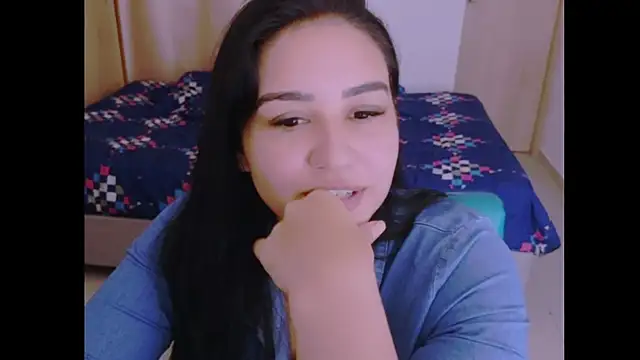Snapshot of _anastasia chatting on December 7, 10:17 pm  anastasia online show from December 7, 10:17 pm