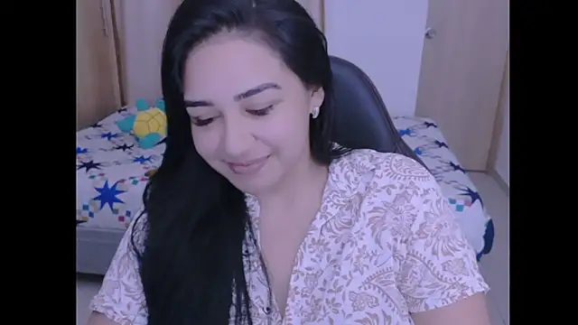 Snapshot of _anastasia chatting on January 19, 12:06 am  anastasia online show from January 19, 12:06 am